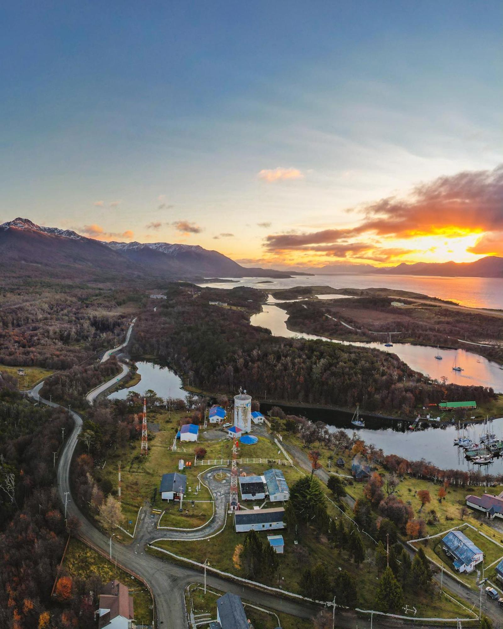 Hotel Fiofio Spa Puerto Williams Luaran gambar